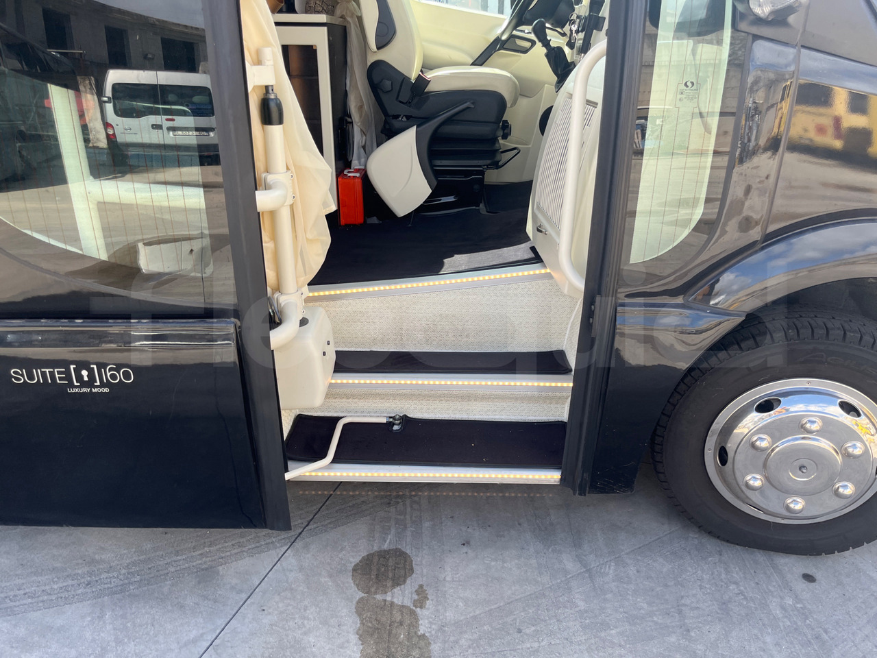 מיניבוס, כלי רכב מסחרי לנוסעים Mercedes-Benz Sprinter: תמונה 7