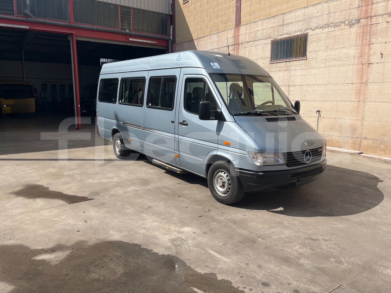 Mercedes-Benz Sprinter - אוטובוס בין עירוני: תמונה 1 Mercedes-Benz Sprinter - אוטובוס בין עירוני: תמונה 1