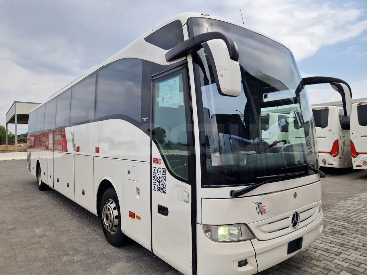 Mercedes-Benz Tourismo - אוטובוס בין עירוני: תמונה 1 Mercedes-Benz Tourismo - אוטובוס בין עירוני: תמונה 1