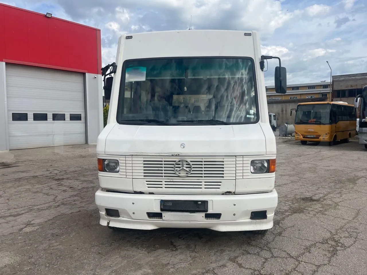 Mercedes-Benz Vario - מיניבוס, כלי רכב מסחרי לנוסעים: תמונה 1 Mercedes-Benz Vario - מיניבוס, כלי רכב מסחרי לנוסעים: תמונה 1