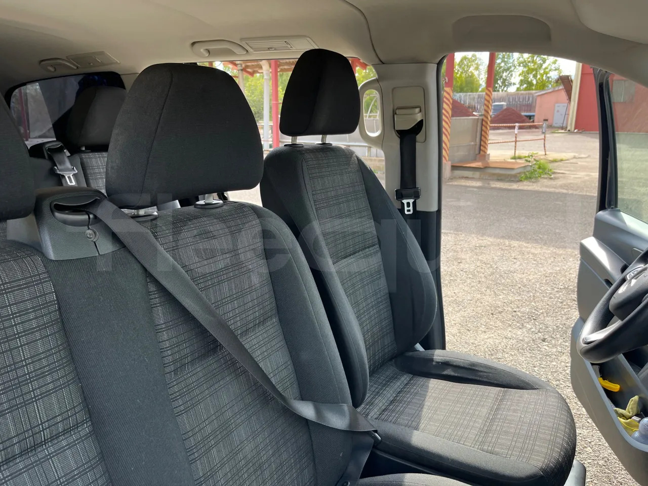 הַחכָּרָה  Mercedes-Benz Vito Tourer Mercedes-Benz Vito Tourer: תמונה 18