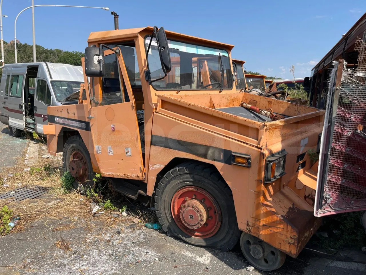 N. 2 Iveco AIFO - מיניבוס, כלי רכב מסחרי לנוסעים: תמונה 1 N. 2 Iveco AIFO - מיניבוס, כלי רכב מסחרי לנוסעים: תמונה 1