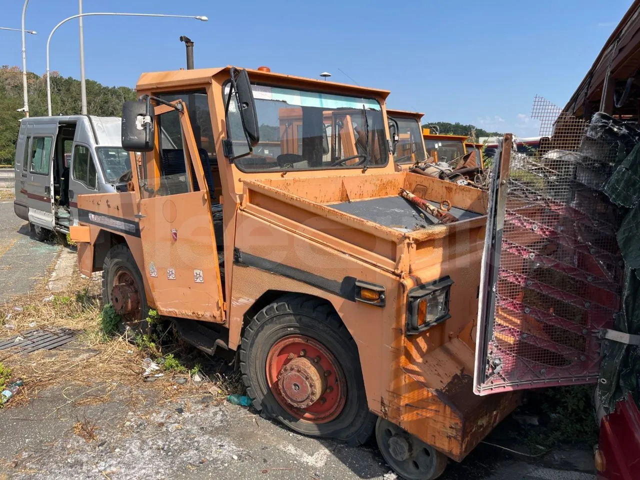 N. 2 Iveco AIFO - מיניבוס, כלי רכב מסחרי לנוסעים: תמונה 2 N. 2 Iveco AIFO - מיניבוס, כלי רכב מסחרי לנוסעים: תמונה 2