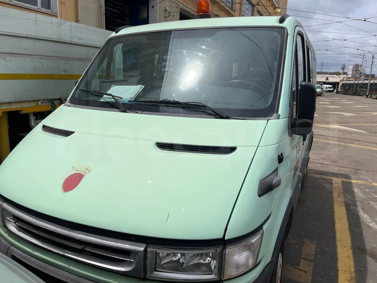 N.2Iveco Daily - מיניבוס, כלי רכב מסחרי לנוסעים: תמונה 1 N.2Iveco Daily - מיניבוס, כלי רכב מסחרי לנוסעים: תמונה 1