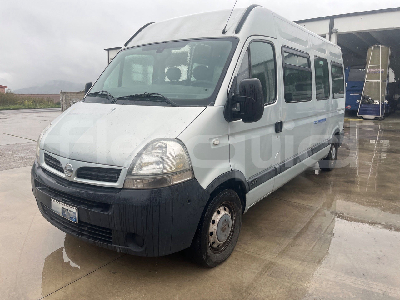 Nissan Interstar - מיניבוס, כלי רכב מסחרי לנוסעים: תמונה 3 Nissan Interstar - מיניבוס, כלי רכב מסחרי לנוסעים: תמונה 3