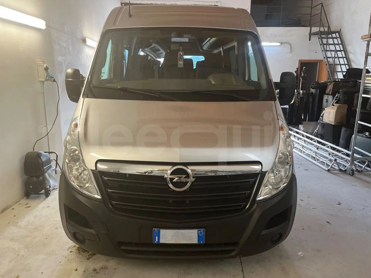 Opel Movano - מיניבוס, כלי רכב מסחרי לנוסעים: תמונה 1 Opel Movano - מיניבוס, כלי רכב מסחרי לנוסעים: תמונה 1