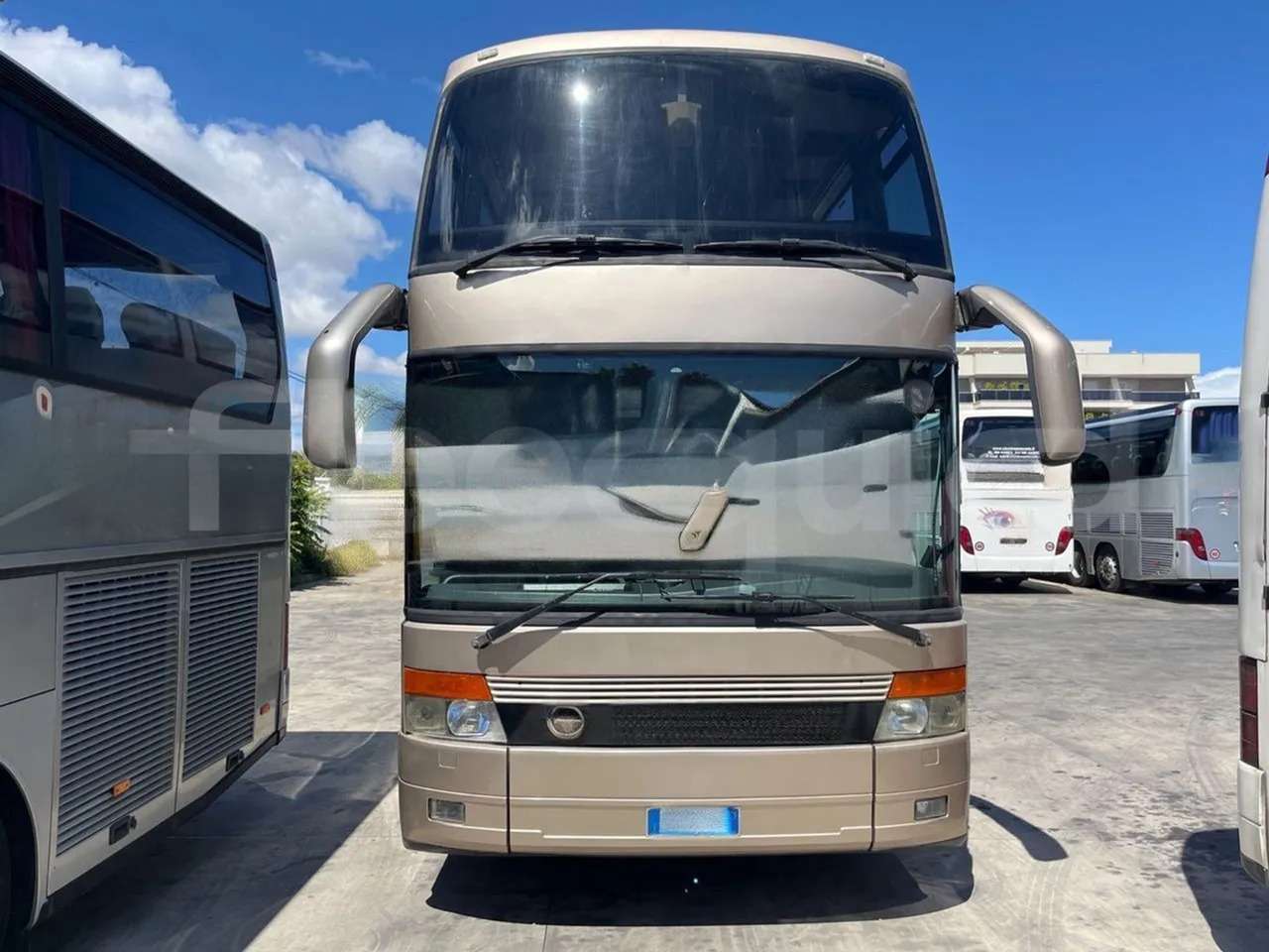Setra S328 - אוטובוס בין עירוני: תמונה 2 Setra S328 - אוטובוס בין עירוני: תמונה 2