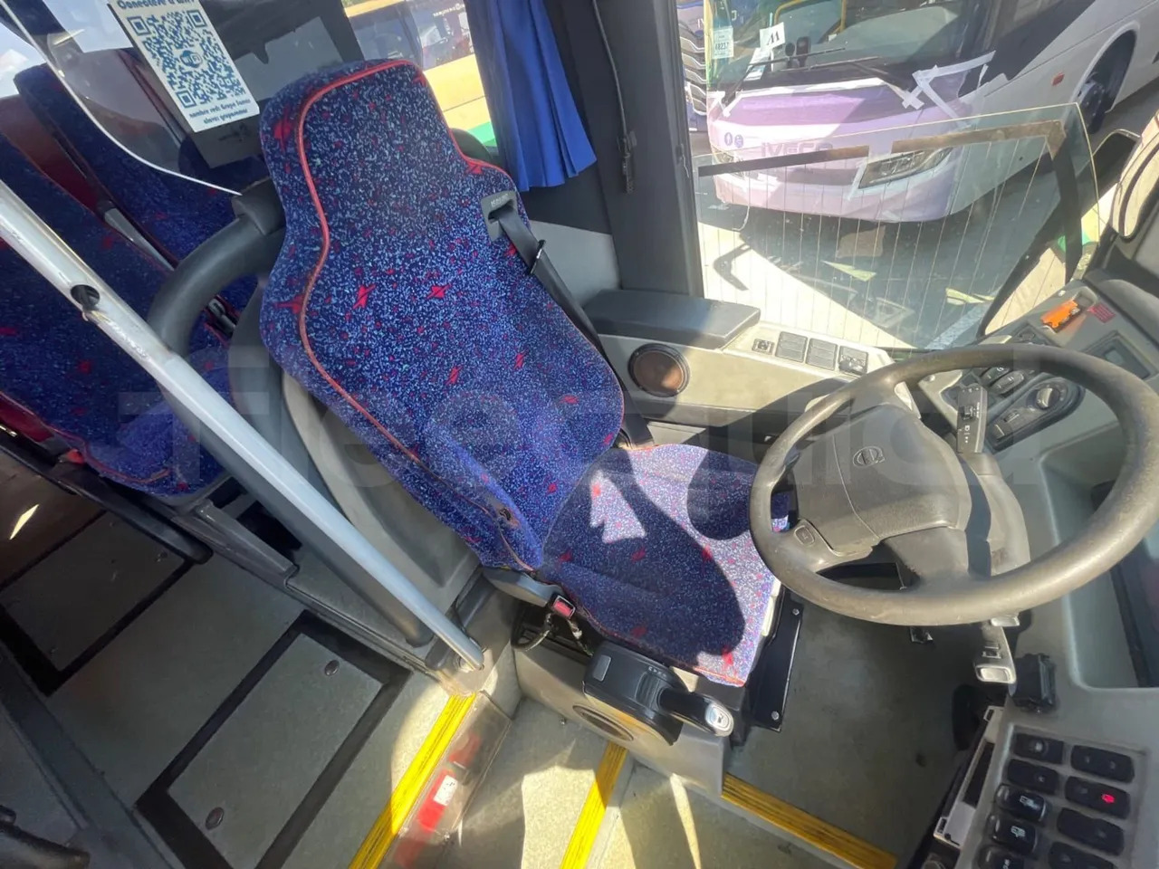 אוטובוס בין עירוני Volvo B12B: תמונה 12