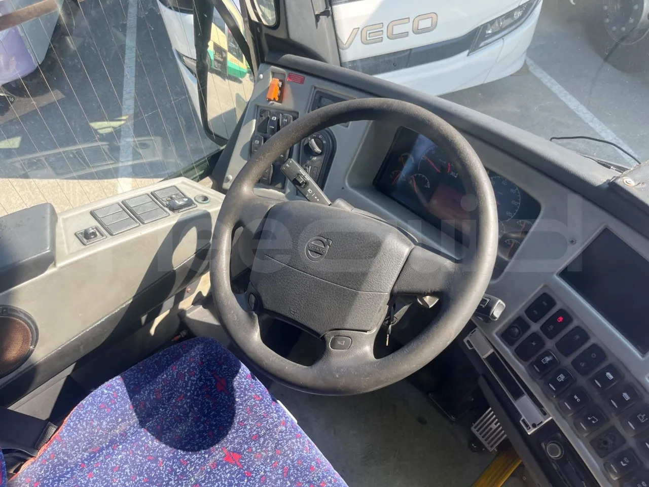 אוטובוס בין עירוני Volvo B12B: תמונה 14