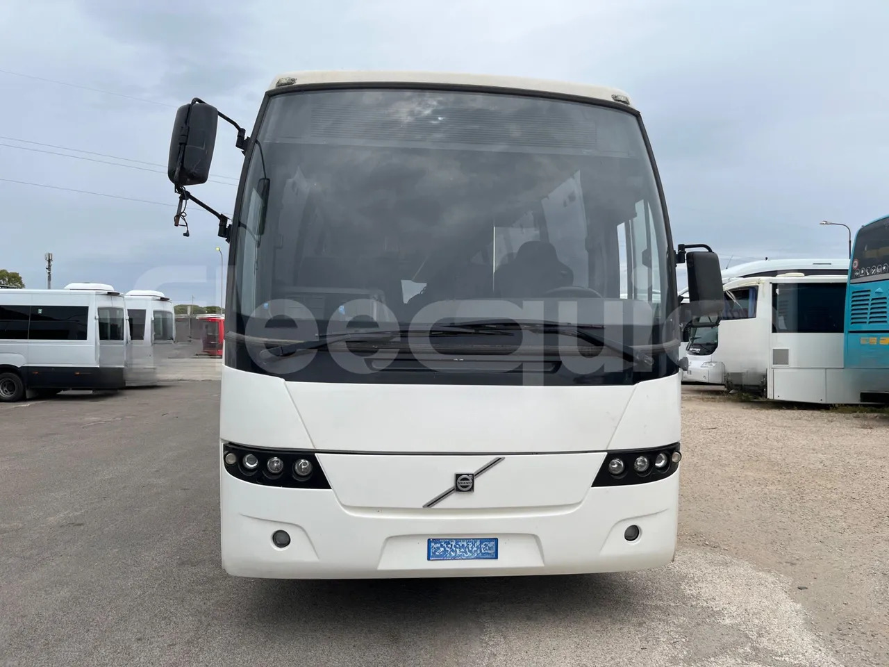 Volvo B12 - אוטובוס בין עירוני: תמונה 2 Volvo B12 - אוטובוס בין עירוני: תמונה 2