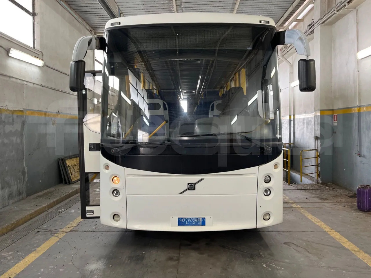 Volvo B12 - אוטובוס בין עירוני: תמונה 2 Volvo B12 - אוטובוס בין עירוני: תמונה 2