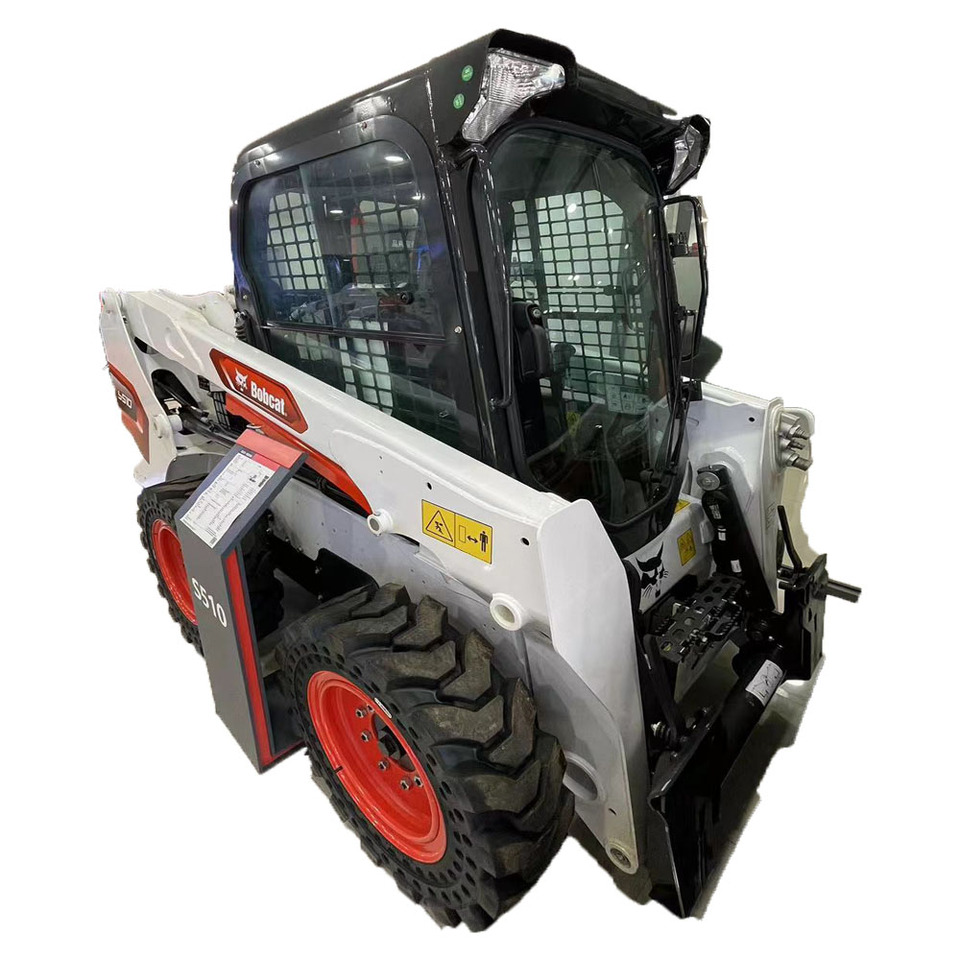 BOBCAT S510 C4 - מעמיס היגוי החלקה: תמונה 1 BOBCAT S510 C4 - מעמיס היגוי החלקה: תמונה 1