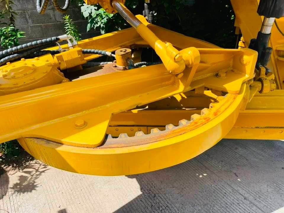 CAT 140h - מפלסת: תמונה 1 CAT 140h - מפלסת: תמונה 1