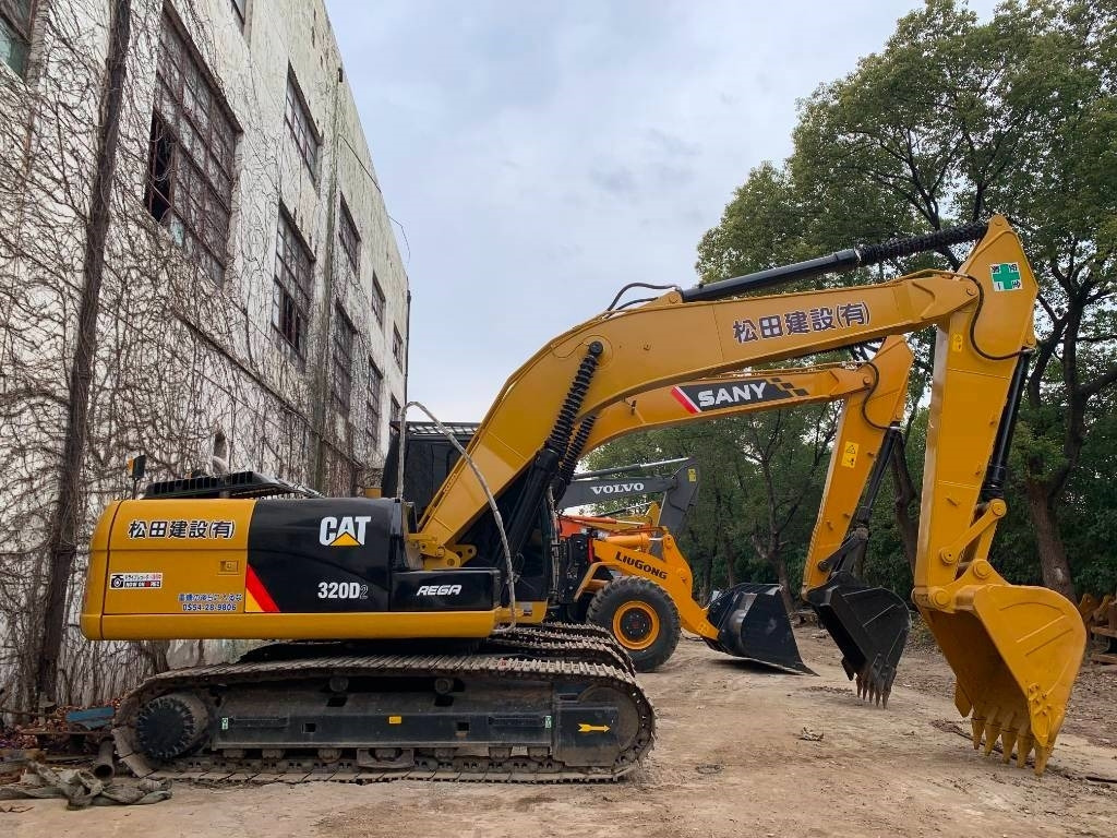 CAT 320D2 - מחפר סורק: תמונה 1 CAT 320D2 - מחפר סורק: תמונה 1