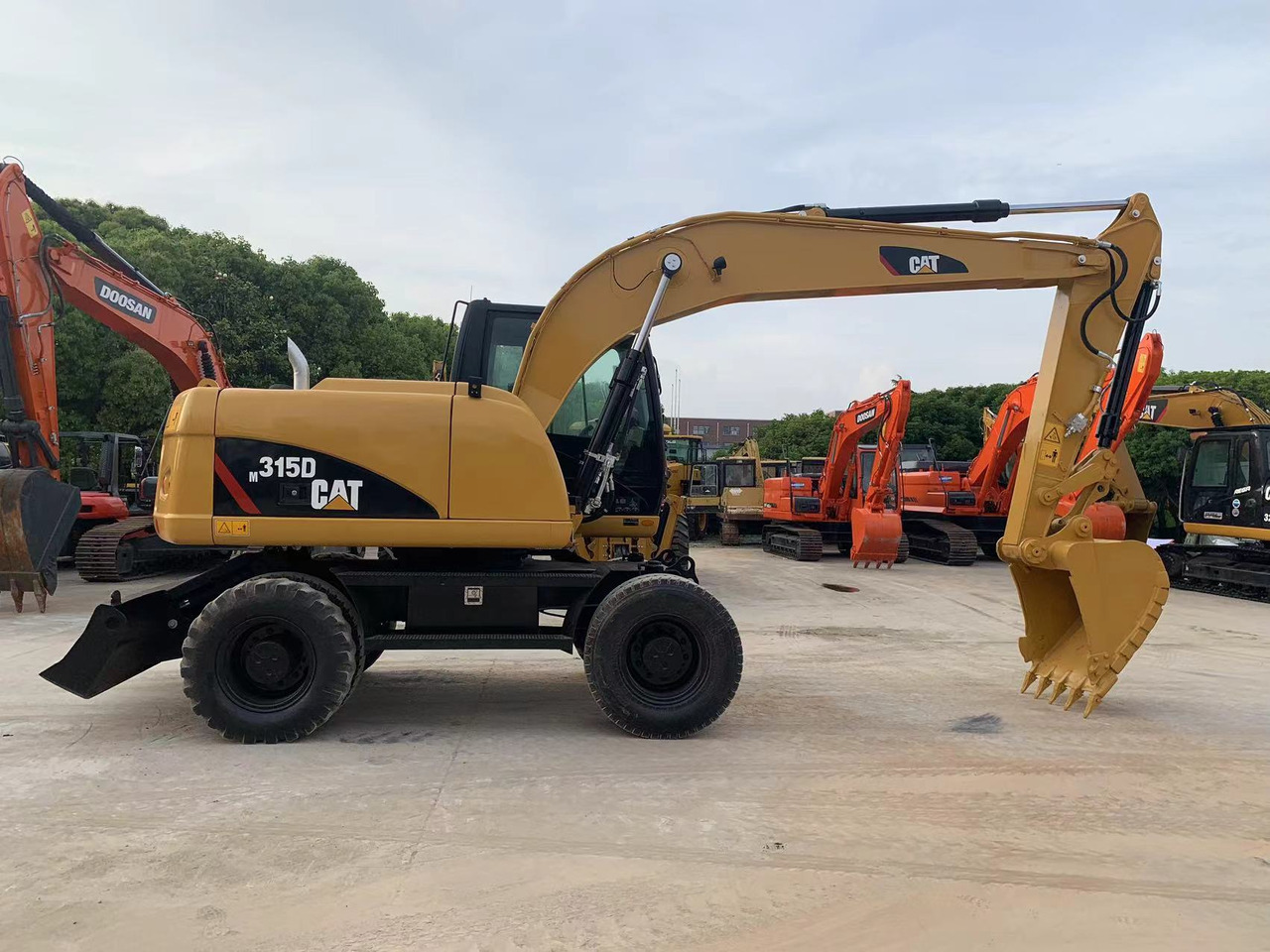 CATERPILLAR 315D - מחפר גלגלים: תמונה 1 CATERPILLAR 315D - מחפר גלגלים: תמונה 1