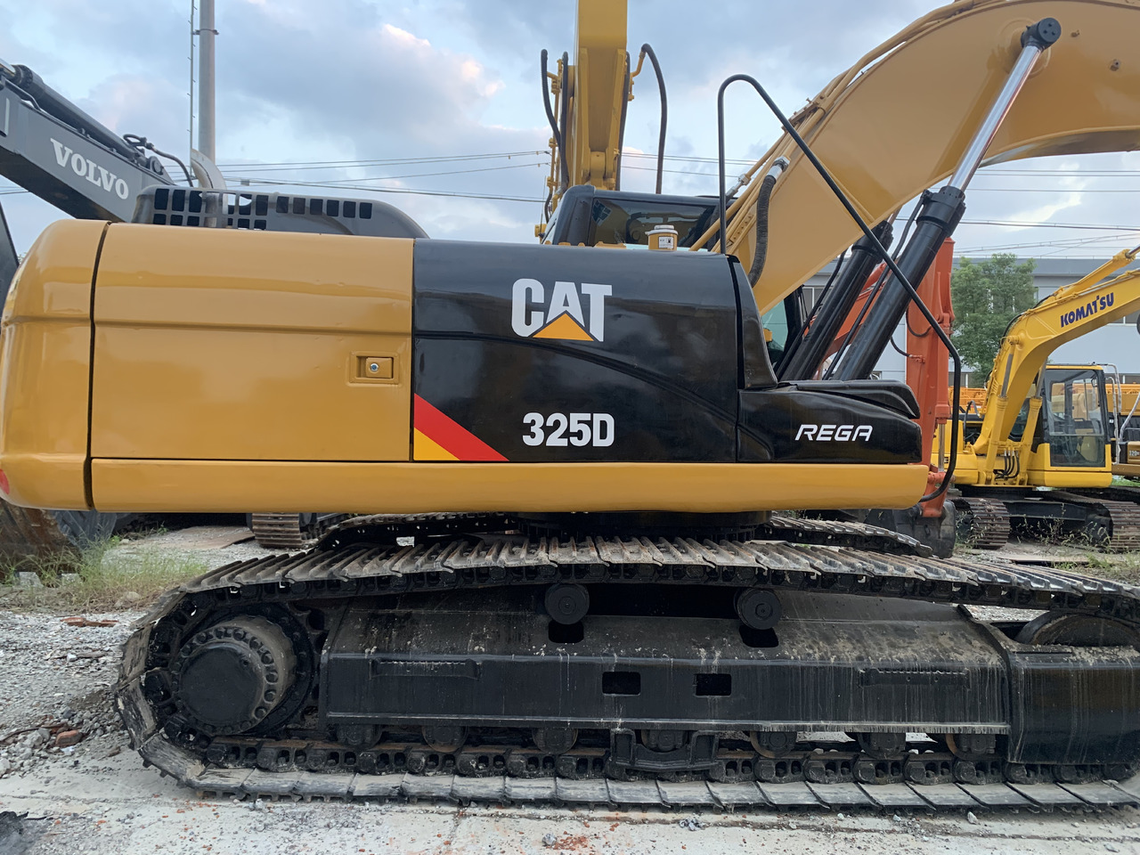 CATERPILLAR 325D - מחפר סורק: תמונה 3 CATERPILLAR 325D - מחפר סורק: תמונה 3
