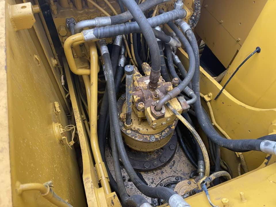 Caterpillar 320CL - מחפר: תמונה 5 Caterpillar 320CL - מחפר: תמונה 5