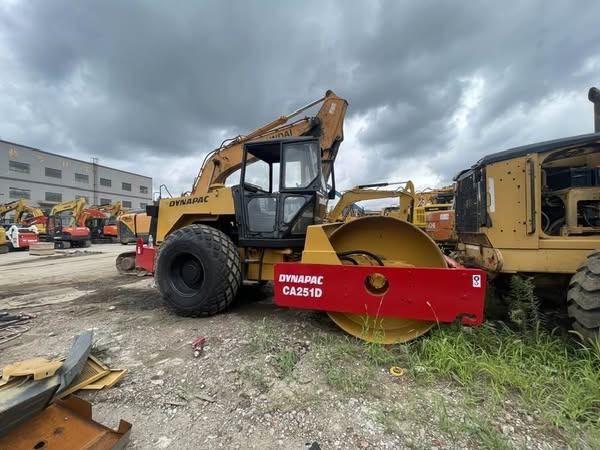 Dynapac Dynapac CA251D HASH(0x55b12a7716e8) - רולר כביש: תמונה 1 Dynapac Dynapac CA251D HASH(0x55b12a7716e8) - רולר כביש: תמונה 1