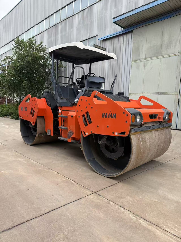 HAMM HD128 - רולר כביש: תמונה 1 HAMM HD128 - רולר כביש: תמונה 1