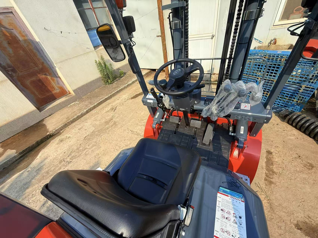 Heli CPC35 - מלגזת סולר: תמונה 4 Heli CPC35 - מלגזת סולר: תמונה 4