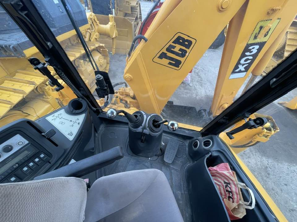 JCB 3CX - מחפרון: תמונה 3 JCB 3CX - מחפרון: תמונה 3