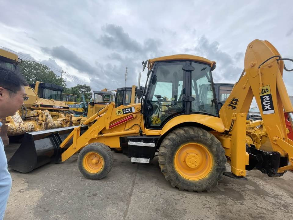 JCB 3CX - מחפרון: תמונה 1 JCB 3CX - מחפרון: תמונה 1