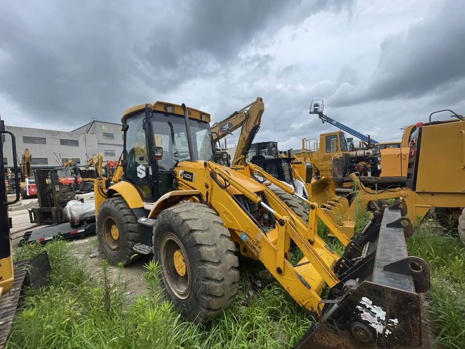 JCB 4CX Backhoe Loader - מחפרון: תמונה 1 JCB 4CX Backhoe Loader - מחפרון: תמונה 1