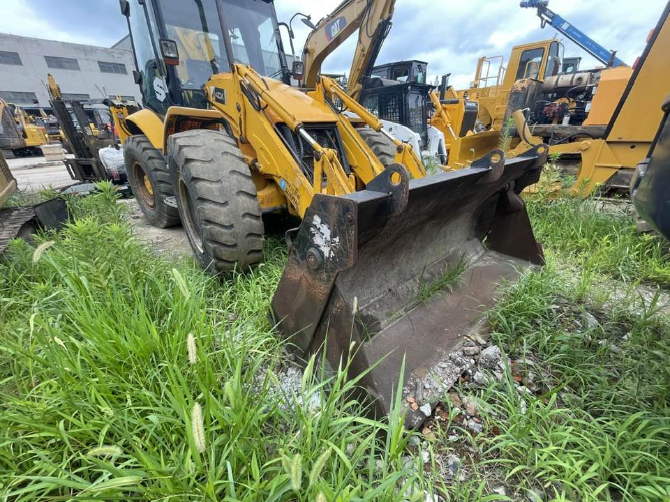 JCB 4CX - מחפרון: תמונה 4 JCB 4CX - מחפרון: תמונה 4
