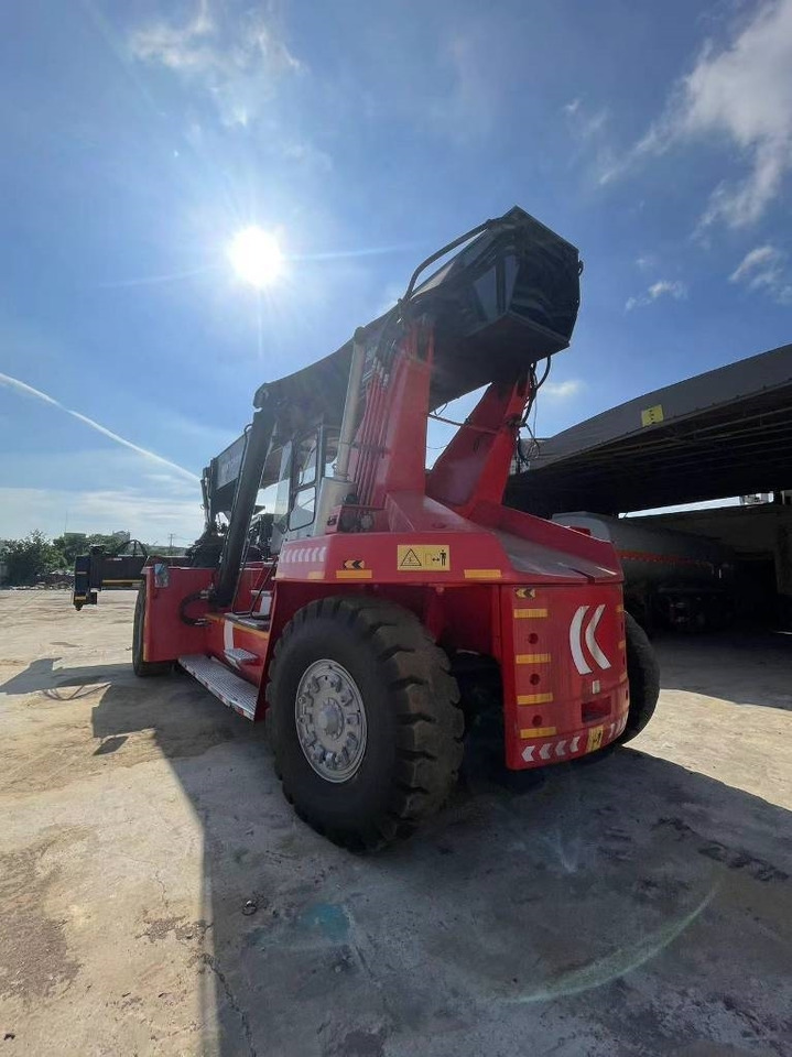 Kalmar DRF 450-650S5 - עגורן לכל שטח: תמונה 5 Kalmar DRF 450-650S5 - עגורן לכל שטח: תמונה 5