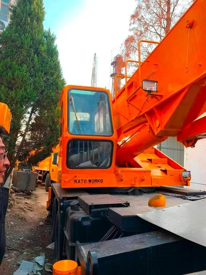 Kato NK 250 E - עגורן לכל שטח: תמונה 3 Kato NK 250 E - עגורן לכל שטח: תמונה 3