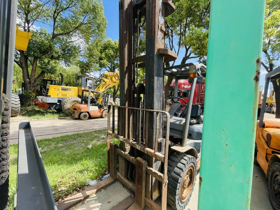 Komatsu 30 series - מלגזת LPG: תמונה 4 Komatsu 30 series - מלגזת LPG: תמונה 4