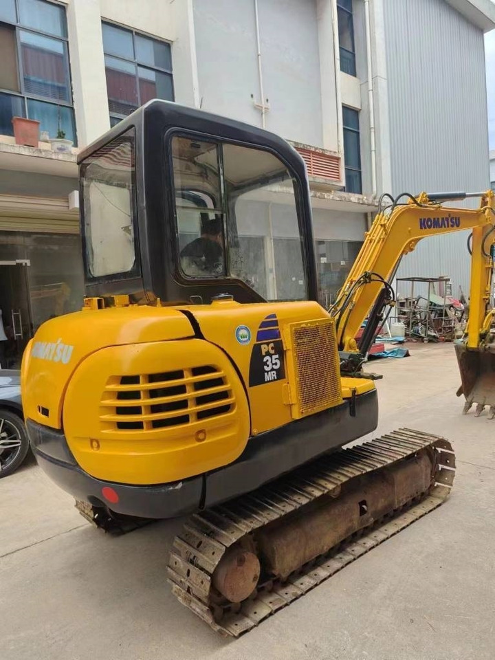 Komatsu PC 35 R-8 - מיני מחפר: תמונה 3 Komatsu PC 35 R-8 - מיני מחפר: תמונה 3