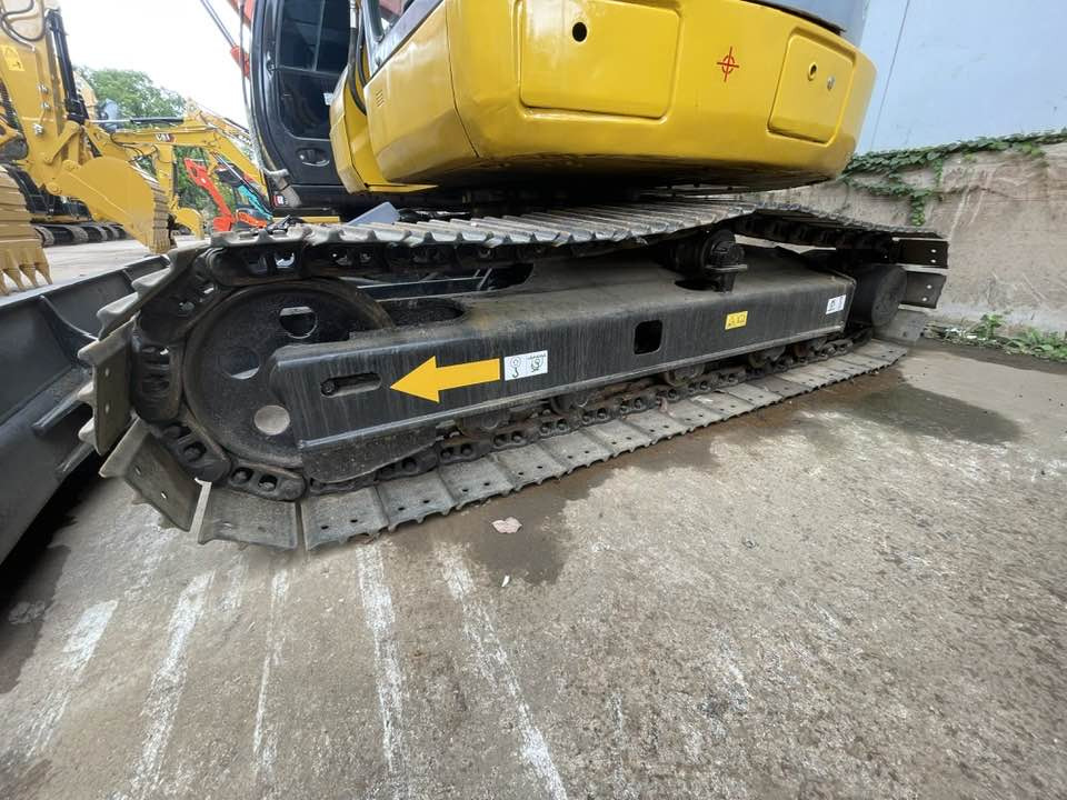 Komatsu PC78MR-6 - מיני מחפר: תמונה 3 Komatsu PC78MR-6 - מיני מחפר: תמונה 3