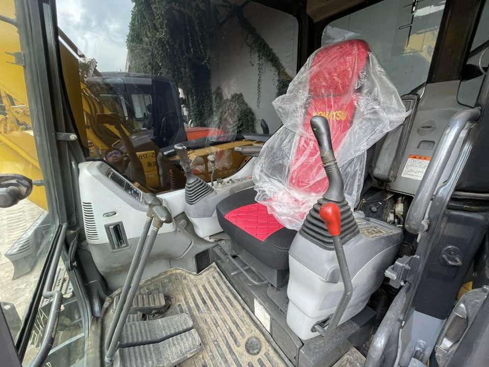 Komatsu PC78US-6 - מיני מחפר: תמונה 3 Komatsu PC78US-6 - מיני מחפר: תמונה 3