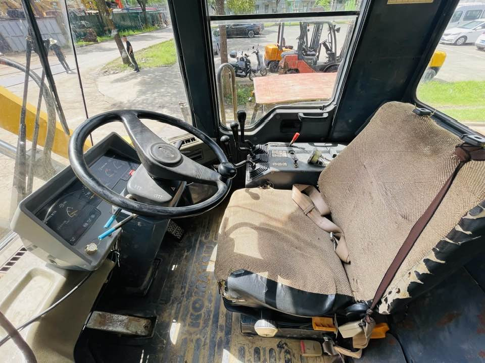 Komatsu WA320-8 - מעמיס גלגלים: תמונה 4 Komatsu WA320-8 - מעמיס גלגלים: תמונה 4