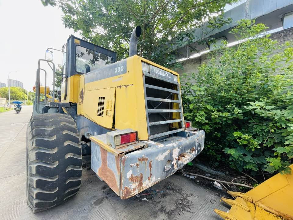 Komatsu WA380-8 - מעמיס גלגלים: תמונה 3 Komatsu WA380-8 - מעמיס גלגלים: תמונה 3