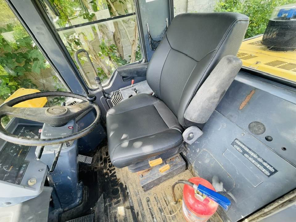 Komatsu WA380-8 - מעמיס גלגלים: תמונה 5 Komatsu WA380-8 - מעמיס גלגלים: תמונה 5