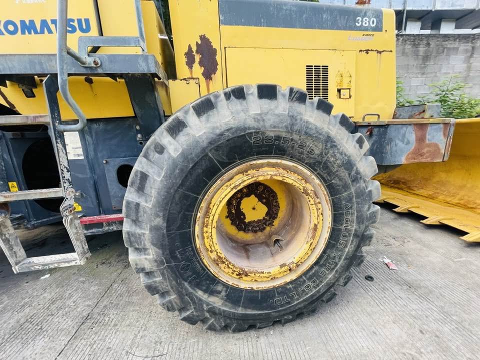 Komatsu WA380-8 - מעמיס גלגלים: תמונה 5 Komatsu WA380-8 - מעמיס גלגלים: תמונה 5