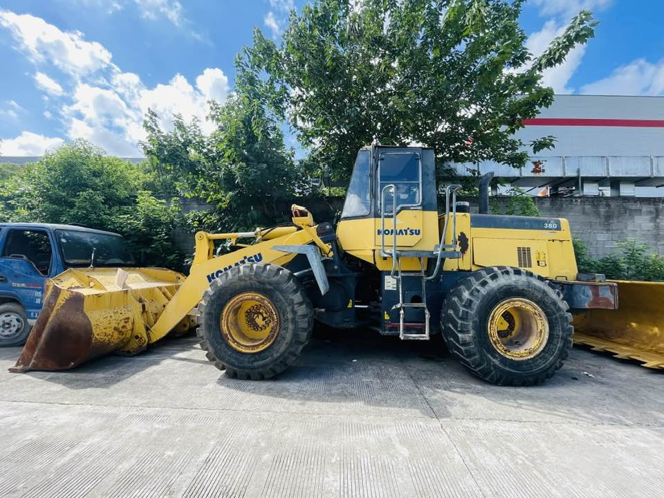 Komatsu WA380 - מעמיס גלגלים: תמונה 1 Komatsu WA380 - מעמיס גלגלים: תמונה 1