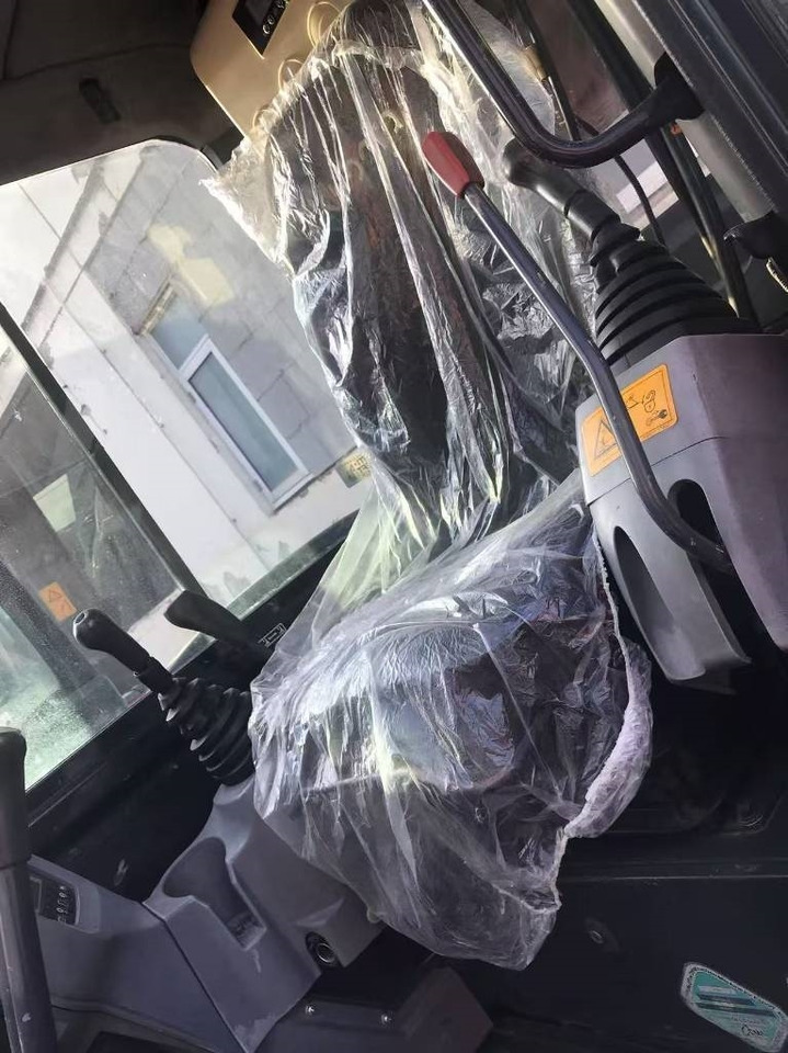 מחפר סורק Kubota KX 165: תמונה 6