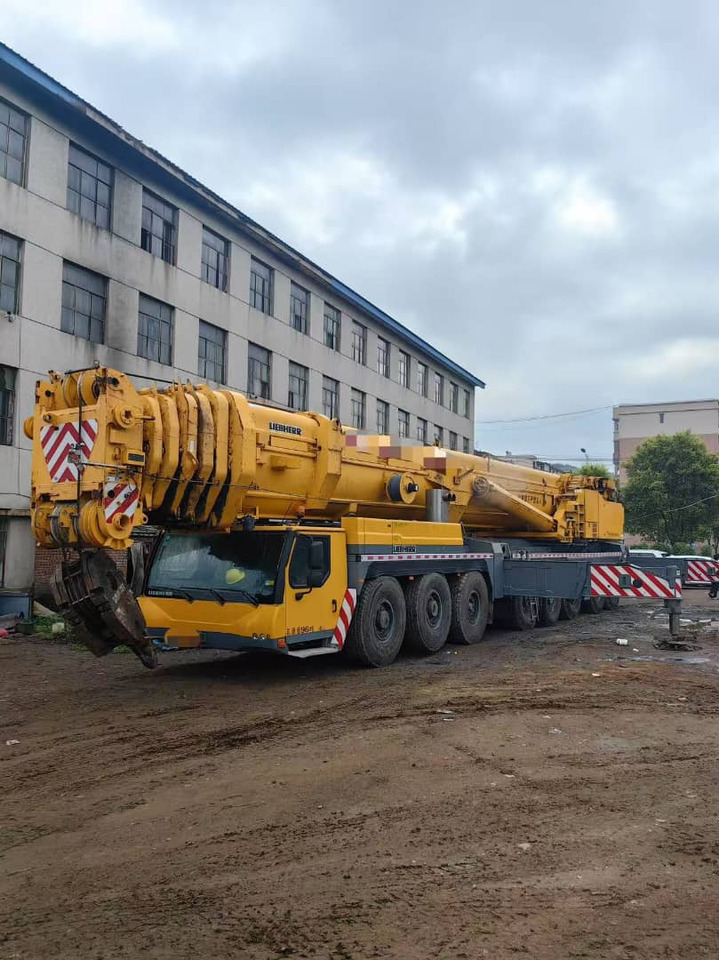 LIEBHERR LTM 1500-8.1 - עגורן לכל שטח: תמונה 3 LIEBHERR LTM 1500-8.1 - עגורן לכל שטח: תמונה 3