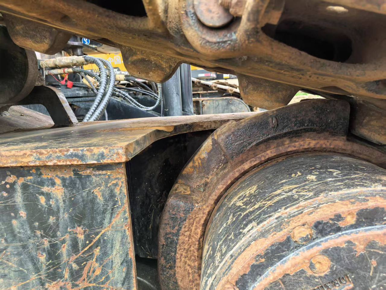 SANY SCC1000A-6 - עגורן זוחל: תמונה 4 SANY SCC1000A-6 - עגורן זוחל: תמונה 4