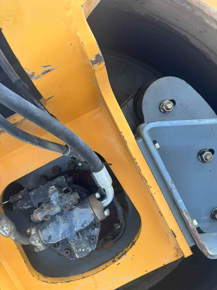 SANY STR130C-8C - רולר כביש: תמונה 3 SANY STR130C-8C - רולר כביש: תמונה 3
