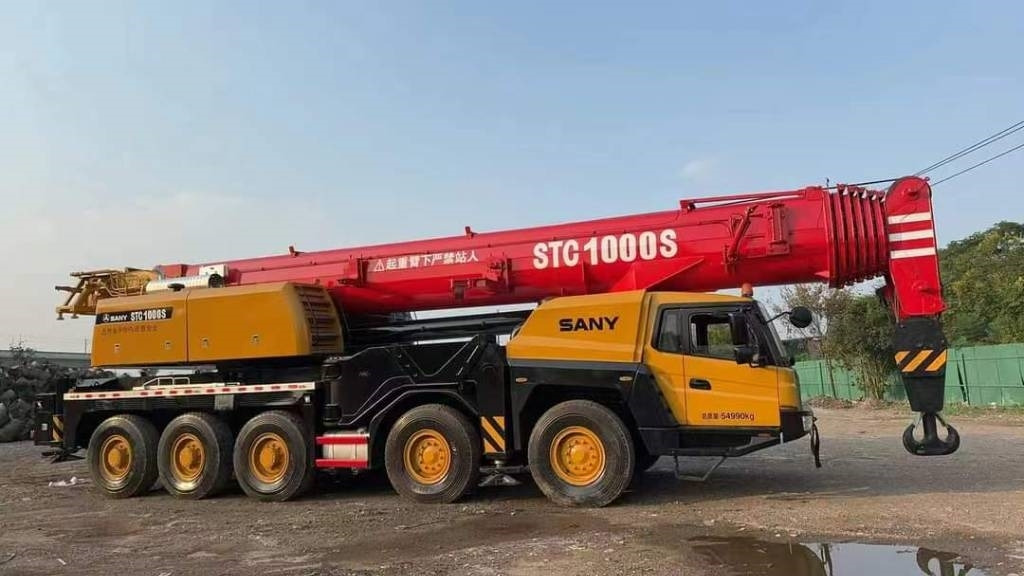 Sany STC 1000 S - עגורן לכל שטח: תמונה 1 Sany STC 1000 S - עגורן לכל שטח: תמונה 1