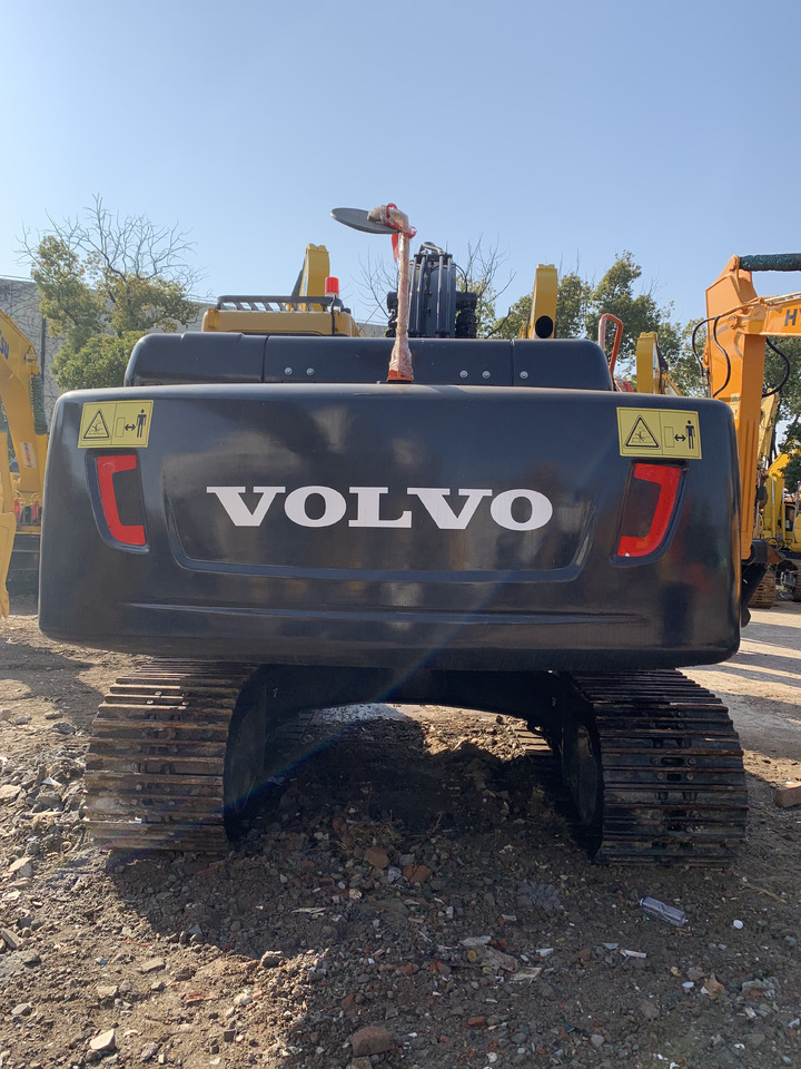 Volvo EC210D - מחפר גלגלים: תמונה 2 Volvo EC210D - מחפר גלגלים: תמונה 2