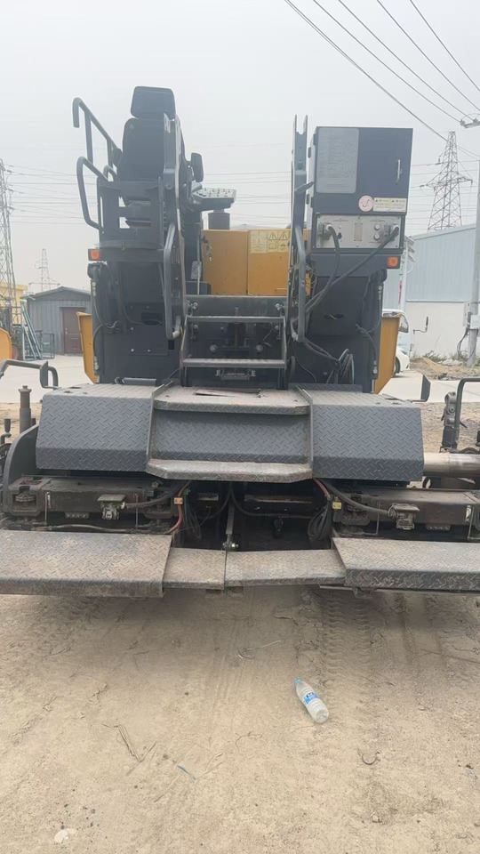 XCMG RP453L - מרצף אספלט: תמונה 1 XCMG RP453L - מרצף אספלט: תמונה 1