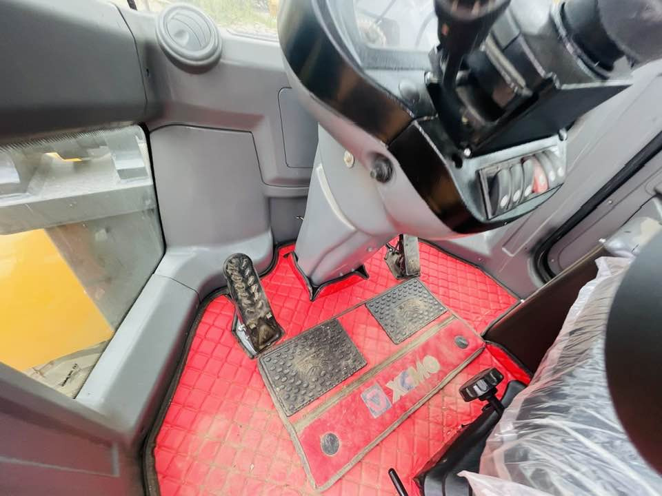 XCMG ZL50GN - מעמיס גלגלים: תמונה 2 XCMG ZL50GN - מעמיס גלגלים: תמונה 2