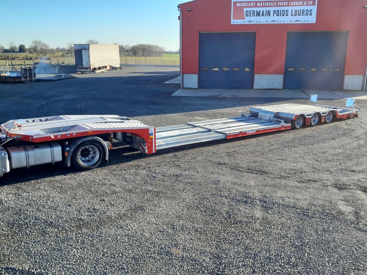 FGM FGM 32 plant carrier / low loader Semi-trailer - סמיטריילר עם מטען נמוך: תמונה 2 FGM FGM 32 plant carrier / low loader Semi-trailer - סמיטריילר עם מטען נמוך: תמונה 2