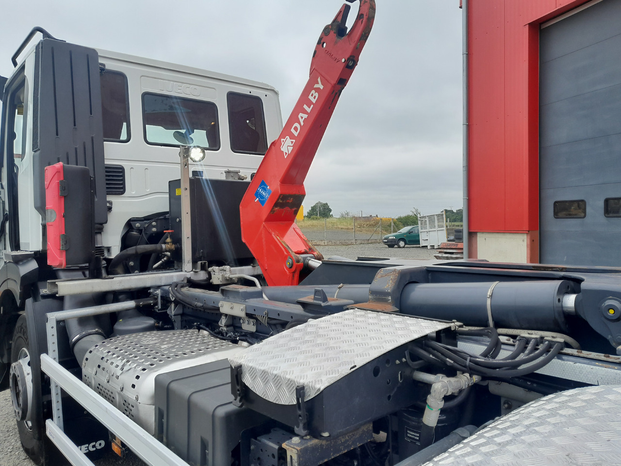 משאית הרמת וו IVECO: תמונה 6