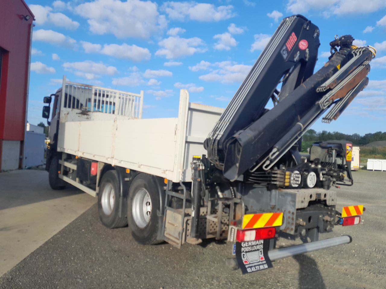 Renault C380 6x2 DTI11 6x2 Standard platform Truck - משאית צד נופל/ שטוחה, משאית מנוף: תמונה 4 Renault C380 6x2 DTI11 6x2 Standard platform Truck - משאית צד נופל/ שטוחה, משאית מנוף: תמונה 4